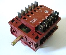 1638110 Commutateur TYP 12CH/16 pour lave vaisselle MIELE G542 