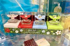 Très Rare Coffret De 4 Miniatures Daisy De Marc Jacobs 