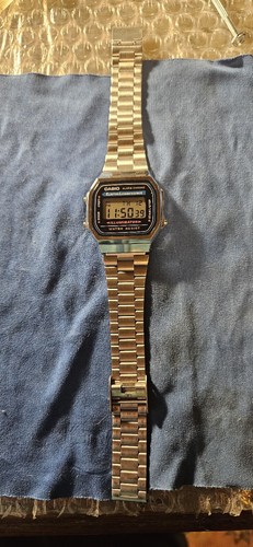 Montre casio illuminator - montre,