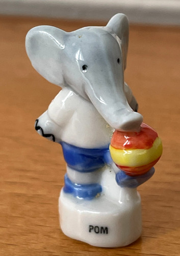 Fève eléphant babar pom - fève,