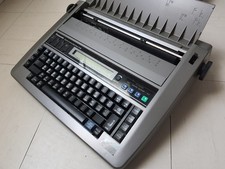 Machine À Écrire Électronique Panasonic  R196 Traitement De Texte 