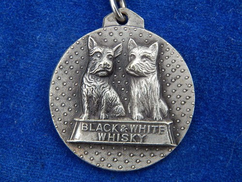 Porte cles key - /, whisky