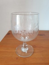 Ancien grand verre rince raisins en verre soufflé gravé décor floral 12x20 cm
