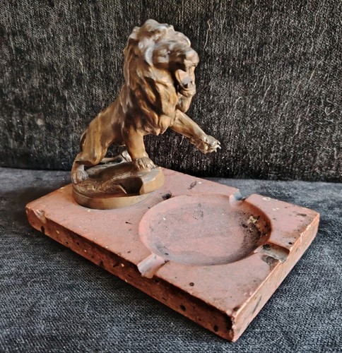Joli lion peugeot régule - joli,