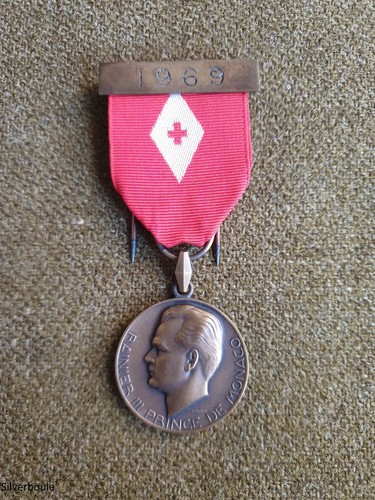 Medaille croix rouge - la,