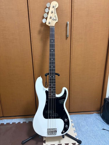 Fender precision bass made - bass,