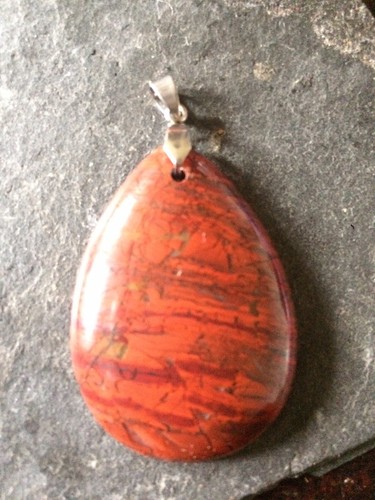 Pendentif jaspe rouge - rouge, picasso