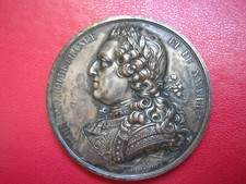 FRANCE MEDAILLE LOUIS XV 66