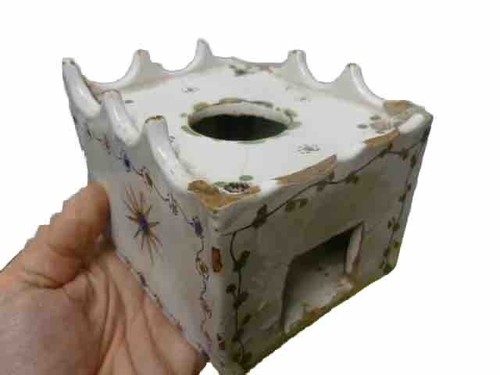 Piece identifier faience - identifier,