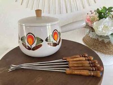 28⚜️ Ancien Poêlon Caquelon Casserole à Fondue Style Le Creuset en Métal Émaillé
