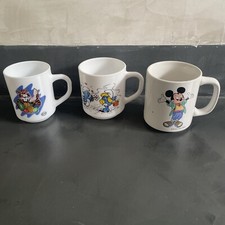 3 tasses publicitaires esso