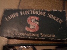 SINGER lampe machine a coudre très belle et fonctionnelle