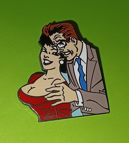 Pin walter minus - pin's, couple