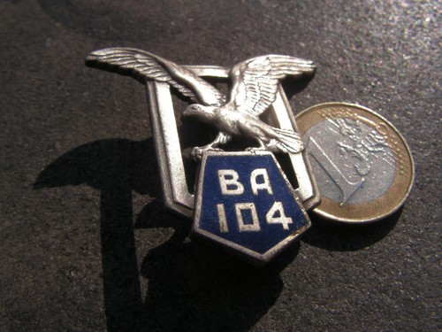 Insigne base aerienne 104 - base,