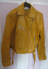 Veste ou perfecto jaune moutarde taille 34 de Chez Morgan, Morgan de toi