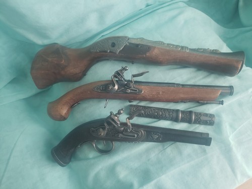 Reproduction pistolet xviiié - pistolet,