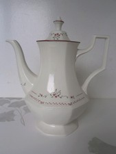 Cafetière ancienne en
