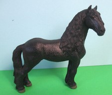 SCHLEICH 2014 - Cheval de trait noir