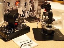 Thrustmaster HOTAS WARTHOG  Joystick et Manette de Gaz - Mac/PC