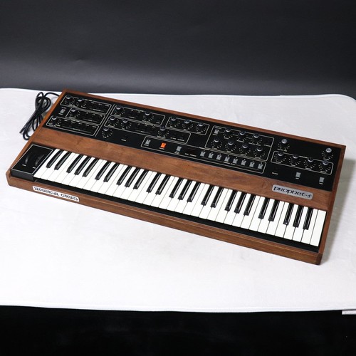 Sequential circuits inc - circuits,