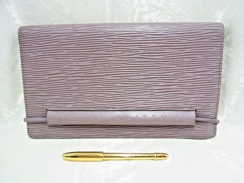Louis vuitton greige - louis, epi