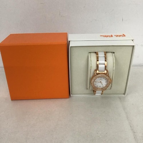 Montre analogique - , (quartz)