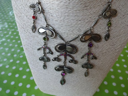 Collier tour cou - collier, plastron