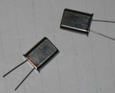  Radio TSF lot de 2 quartz HC18 30,445 MHz