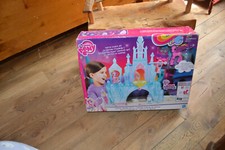 Little pony chateaux de - pony,