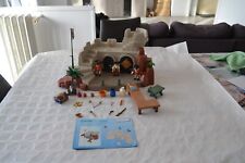 Fort des soldats britanniques Playmobil avec les accessoires et notices 