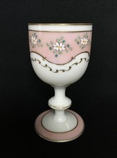 Ancien verre pied - À,