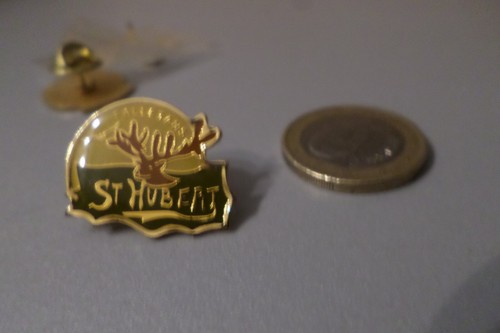 Broche pin badge - broche, s