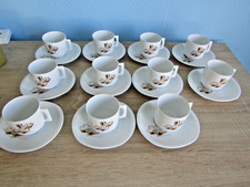 Service a café en porcelaine