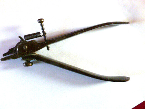 Outil métier ancien pince - métier,