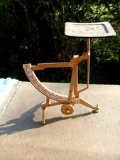 BALANCE ANCIEN PESE LETTRES  EN METAL AVEC CADRAN EMAILLE