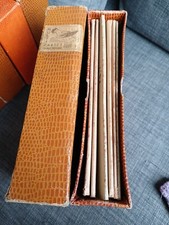  7 ANCIENS TAMPONS SCOLAIRES SUR PLAQUE  1 BOITE MULTI- CARTES FRANCE Physique