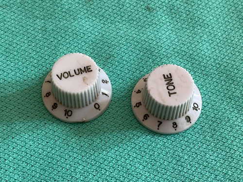 Vintage japan fender - fender, volume
