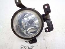 ANTIBROUILLARD AVANT DROIT