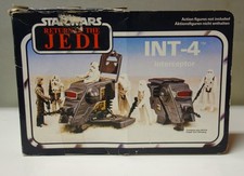 Véhicule INT-4 Interceptor