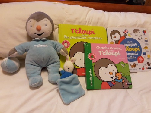 Lot livres tchoupi - 3,