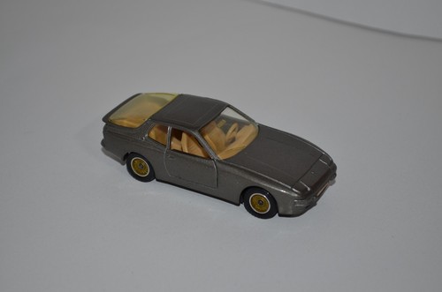 Porsche 944 serie 1300 solido - 944,