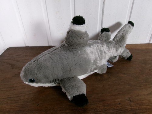 Peluche doudou requin - requin, aquarium