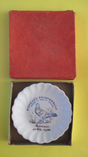 Petite assiette porcelaine