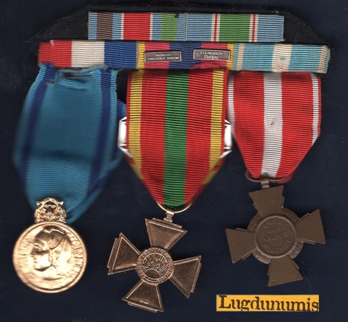 Barette médailles militaire - médailles,