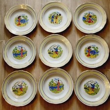 9 assiettes creuses P. L