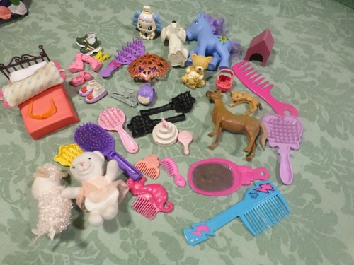 Lot piéces figurines - lot==30,