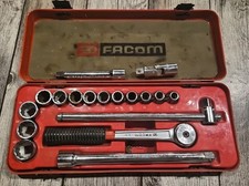 CAISSE A CLIQUET COFFRET FACOM 10 A 23
