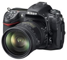 Nikon D300S AF-S DX 18-200 VRII Lens Kit