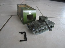chars et véhicules militaires solido N°10 AMX 13