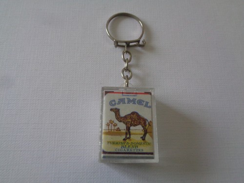 Ancien porte cle camel mini - cle,